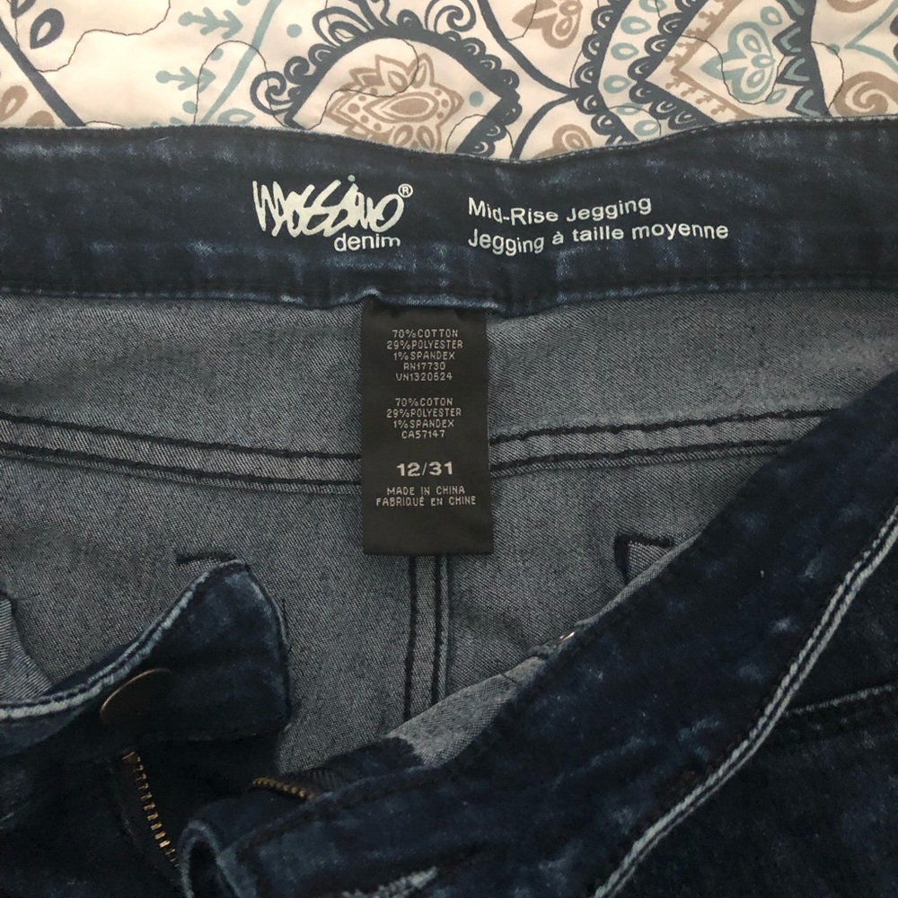 Jeans